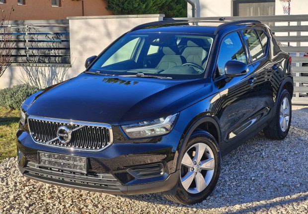 Volvo XC40 1.5 [T3] Momentum Core T�r�smentes!...